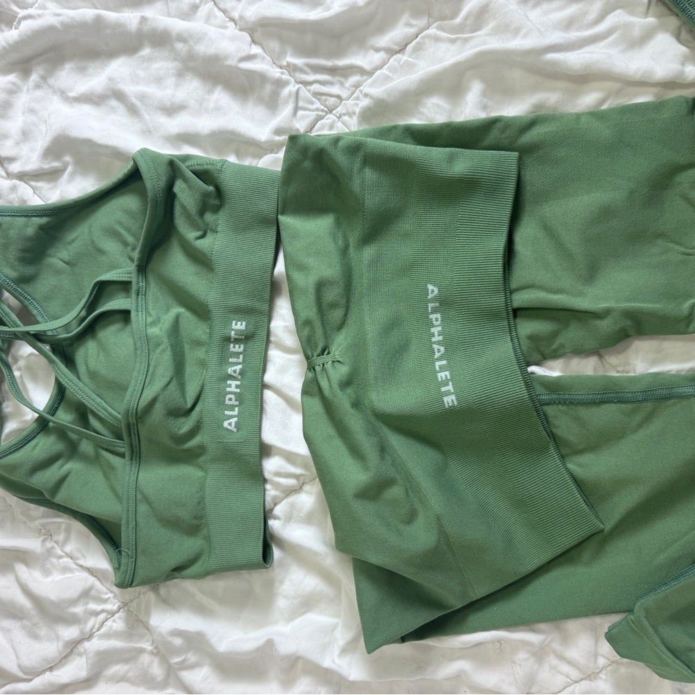 Alphalete Set